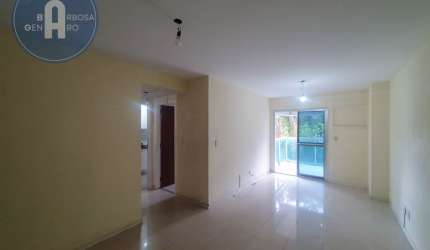 Apartamento sol da manhã e ótima localização.