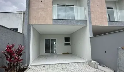 Sobrado geminado alto padrão!