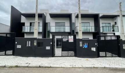 SOBRADO PERFEITO PARA VOCÊ NO BAIRRO TRÊS RIOS DO NORTE