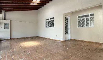Casa para Venda em Ribeirão Preto, Jardim Paulista, 2 dormitórios, 1 banheiro, 2 vagas