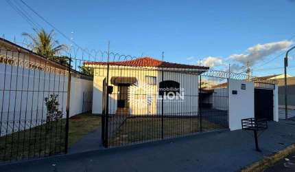 Casa com 3 dormitórios para alugar, 1 m² por R$ 2.500,00/mês - Setor Central - Rio Verde/GO