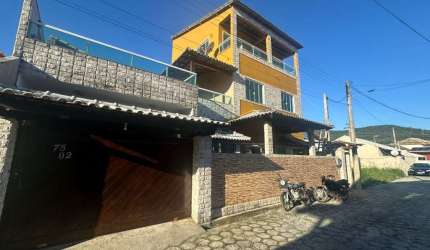 Casa em Condomínio para Locação em São Pedro da Aldeia, Fluminense, 4 dormitórios, 2 suítes, 4 banheiros, 1 vaga