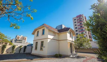 Casa à venda, 300 m² por R$ 4.890.000,00 - Centro - Joinville/SC