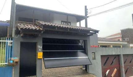 Apartamento com 3 dormitórios para alugar, 210 m² por R$ 3.160/mês - Nova Brasília - Joinville/SC