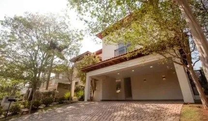 Maravilhosa Casa à venda no bairro Alphaville Dom Pedro, Campinas - SP