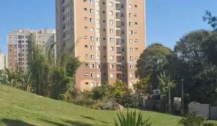 Apartamento em São Bernardo, Campinas, com 3 dormitórios, sendo 1 suíte, e armários planejados.