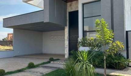 Excelente oportunidade! Casa de alto padrão no Condomínio Royal Garden, em Paulínia/SP.