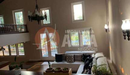 Casa (L) - 4 Dormitórios - Estrada da Fazendinha - Carapicuíba - SP