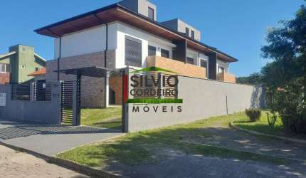 Casa com 3 quartos à venda na Avenida Cidade de Córdoba, 14, Barra da Lagoa, Florianópolis por R$ 1.850.000