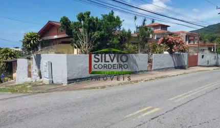 Casa com 2 quartos à venda na Rua Laurindo Januário da Silveira, 1081, Lagoa da Conceição, Florianópolis por R$ 2.100.000