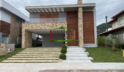 Casa à venda na Rua Zélia Gattai, 1, Lagoa da Conceição, Florianópolis por R$ 4.400.000
