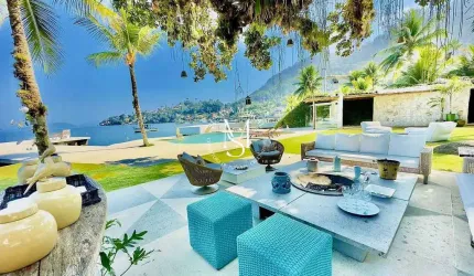 Casa à venda em Angra dos Reis/RJ