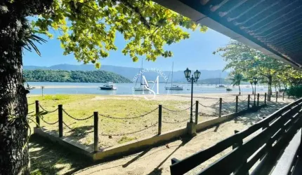 Casa à venda em Angra dos Reis/RJ