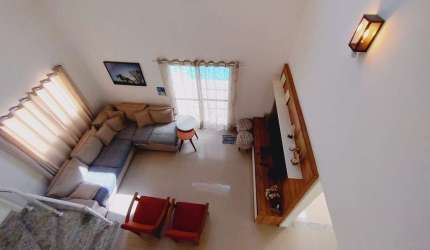 Casa à venda em Porangaba-SP: 4 quartos, 2 suítes, 3 salas, 2 vagas, 289m² no melhor bairro da cidade!