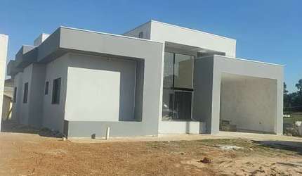 Casa de 4 suítes a venda. Condomínio Ninho Verde 1 R$ 630mil