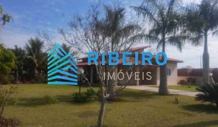Casa de campo em Condomínio com muita área verde Porangaba