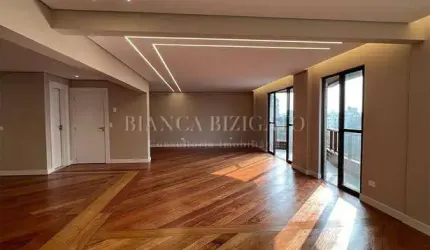 Apartamento Espaçoso de Alto Padrão na Melhor Localização do Água Verde!