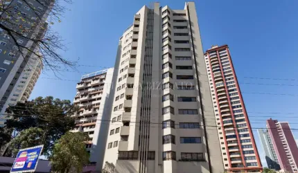 Apartamento com Vista Deslumbrante e Elevador Privativo no Juvevê !