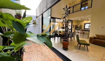 Sobrado à venda em Indaiatuba, Jardim Residencial Maria Dulce, com 4 suítes, com 256.64 m²
