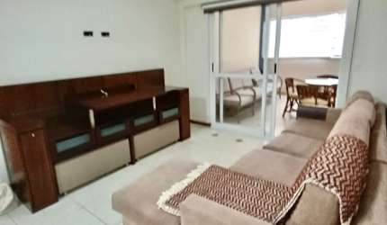 Mobiliado, no centro de Balneário Camboriú