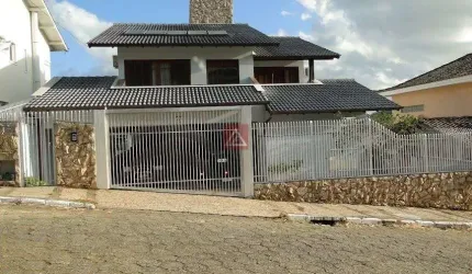 CASA DE 470m² COM CINCO QUARTOS E VISTA MAR NO JOÃO PAULO