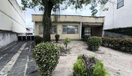Lote com casa à venda, 2460m² de Terreno