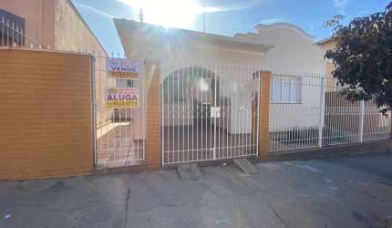 Casa com 3 quartos à venda na Rua Doutor Barros Júnior, 158, Centro, Salto por R$ 625.000