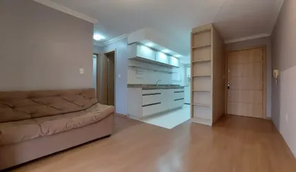 Excelente Apartamento semimobiliado no Vinhedos