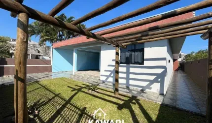 Casa com 07 dormitórios com piscina em Shangrila
