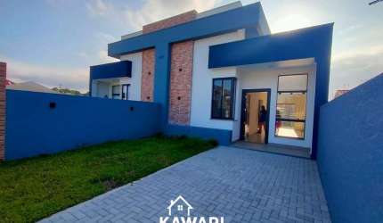Casa com 03 quartos em Matinhos