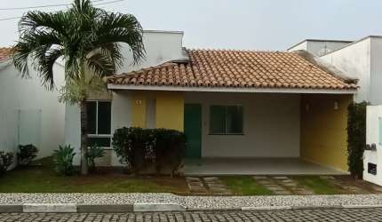 Casa com 3 sendo um suíte no Sim