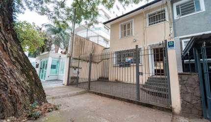 Casa tipo para venda com 3 quartos, 117m²