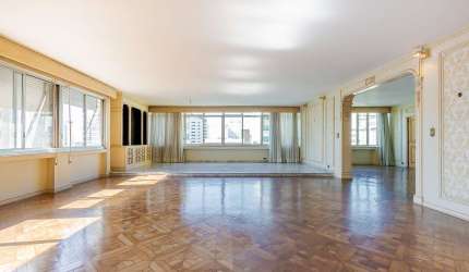 Apartamento tipo para venda com 4 quartos, sendo 2 suítes, 383m²