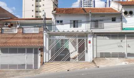 Casa tipo para venda com 4 quartos, 150m²