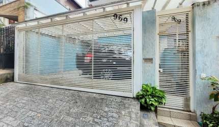 Casa tipo para venda com 3 quartos, sendo 1 suíte, 160m²