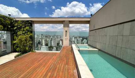 Cobertura de Luxo à Venda nos Jardins SP – 3 Suítes, Piscina, Vista 360º