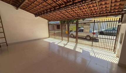 Casa Parque Industrial / Azaléias Reformada em Ótimo Estado