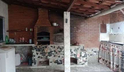 Imóvel para venda tem 250 metros quadrados com 3 quartos em Vila Brasil (Manilha) - Itaboraí - RJ