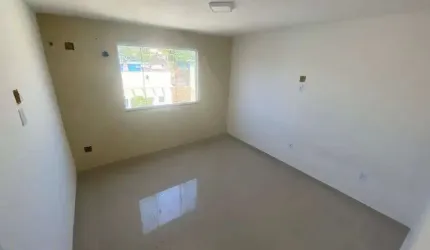 Casa para aluguel e venda com 2 quartos e vaga no Colubande - São Gonçalo - RJ