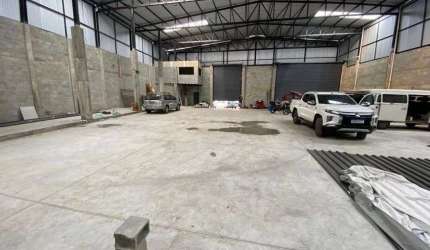 Imóvel para aluguel possui 400000 metros quadrados em Rocha - São Gonçalo - RJ