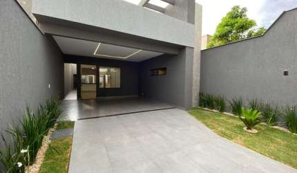 Casa 3 quartos sendo 3 suítes com churrasqueira no Bairro Cardoso