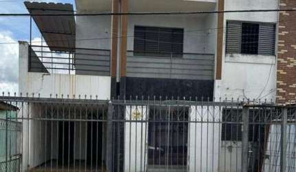Sobrado á venda de 297 m² no Setor Sul - Goiânia - GO