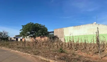 Terreno de 946m², próximo da Faculdade Federal e do novo aeroporto no Setor Parque Montreal
