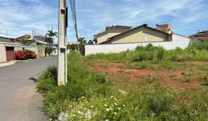 Lote com 473 m2 em Goiânia 2 - Goiânia - GO