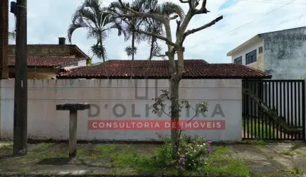 Casa com edícula à venda na Estancia São Jose - Peruíbe - SP