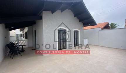 Casa com 500 m² de terreno a 200 metros da praia à venda no Balneário Oasis - Peruíbe - SP