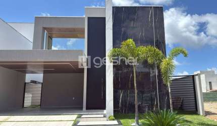 CASA PLANA PORTEIRA FECHADA NA CIDADE ALPHA
