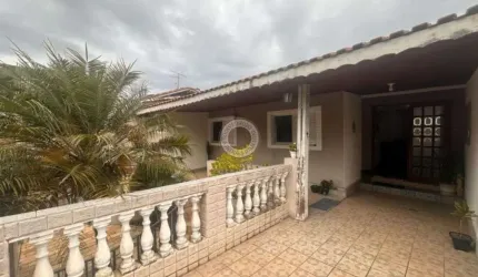Casa a venda em mairinque
