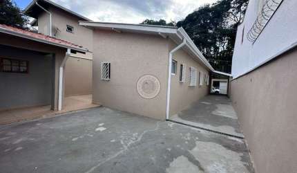 Casa terrea no centro da cidade de Sao Roque disponivel para venda
