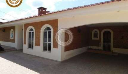 Casa terrea em Sao Roque no Centro